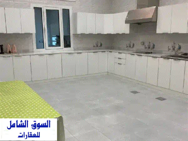 فخامة لا تضاهى! شاليه VvVIP للبيع بمدينة صباح...