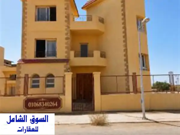 استثمر في الرفاهية: فيلا فاخرة للبيع بجولف...