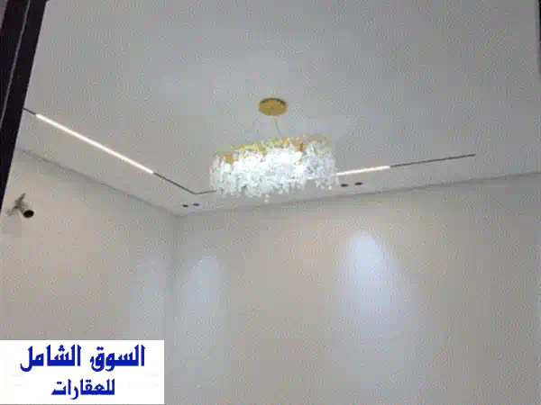 فيلا راقية 5 غرف ماستر للإيجار بالزاهية عجمان | فخامة عائلية وتصميم عصري