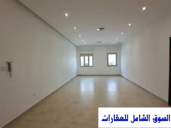شقة أرضية فسيحة للإيجار بالصديق ق1 | 3 غرف ماستر،...