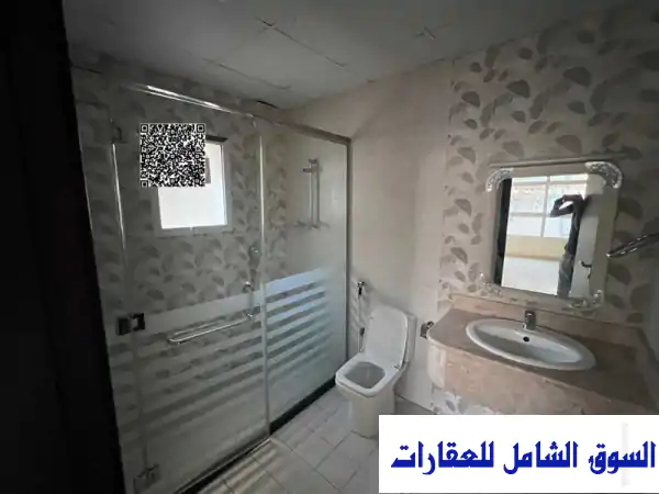 للإيجار السنوي فيلا مناسبة للشرينج وسكن الموظفين في الرميلة 1 عجمان
