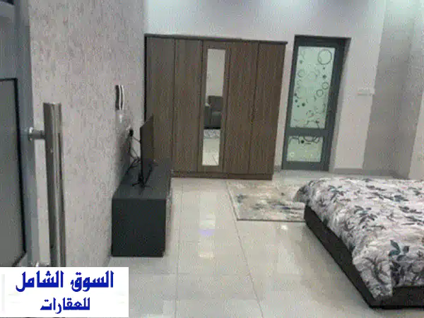 شقة استوديو للإيجار، مجهزة بالكامل مع كهرباء،...