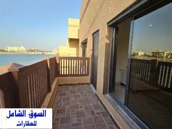 استأجر شاليه الأحلام بالكويت: دورين فاخر صف أول على الخور بالمرحلة الثالثة - 7 غرف نوم + حديقة وألعاب عائلية!