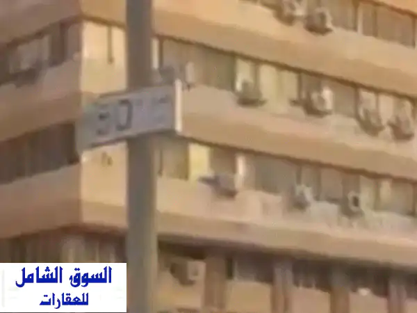 فرصة استثمارية ذهبية بالمرقاب: مجمع تجاري زاوية...