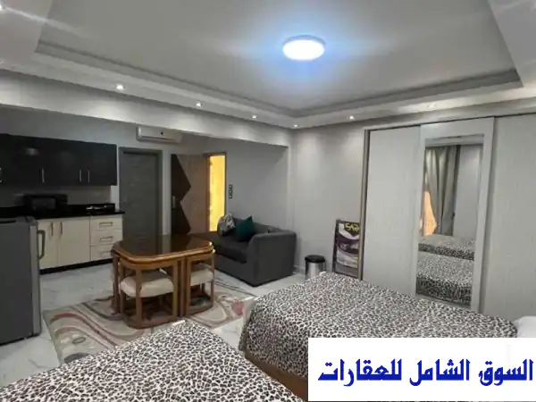 استوديو فاخر روف للإيجار المفروش فندقي | التجمع الأول - فيلات القرنفل بجوار الرحاب