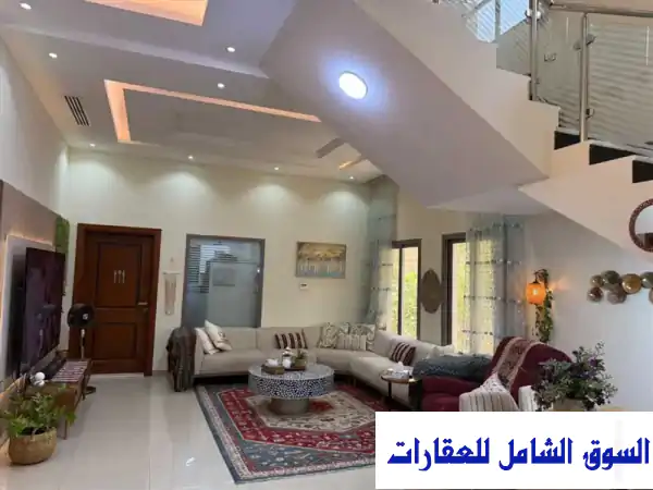 فيلا فاخرة للإيجار في الياسمين عجمان: 5 غرف نوم رئيسية، تصميم عصري وموقع استثنائي