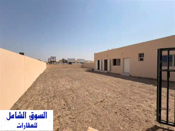 حوطة للإيجار في الذيد: 10000 قدم مربع مقسمة لحوطتين...