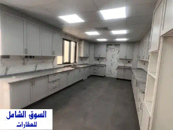للإيجار فيلا مودرن فاخرة في منطقة الطرفة فرصة...
