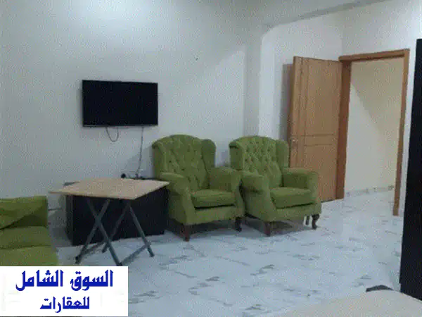 للإيجار: شقة استوديو بغرفة كبيرة جداً، حمام خاص،...