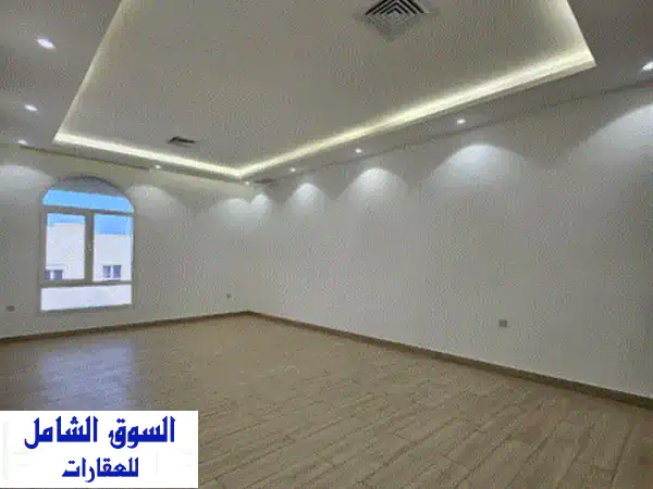 للإيجار شقة راقية في المسايل  قطعة 1، بالدور الثاني...