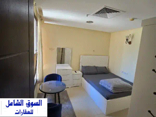 للإيجار استوديوهات مفروشة، مساحة كبيرة، موقع مميز...