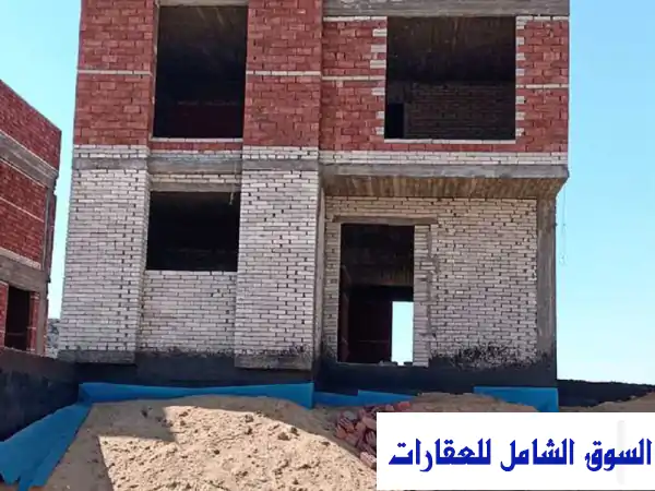 فيلا مستقلة بجاردن داخل كمبوند بالحزام الاخضر استلام...