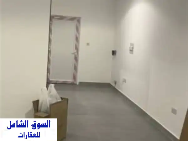 استوديو للايجار في منطقة زاخر العين