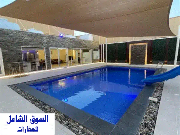 فرصة ذهبية بالهملة: استراحة فاخرة بمسبح خاص ضخم وتجهيزات كاملة للحفلات والمناسبات - للبيع الآن!