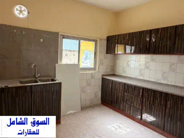 فرصة ذهبية! بيت دورين للبيع بالصبخة الشارقة - جاهز للسكن والاستثمار بعدادين كهرباء