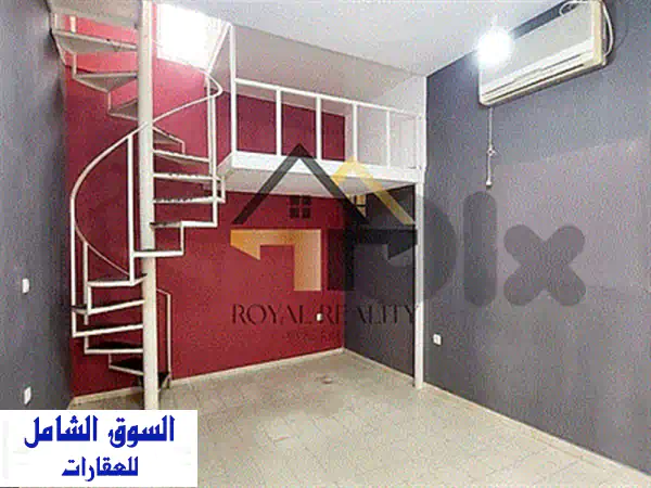 فرصة استثمارية مميزة: محل تجاري طابقين للإيجار في قلب شارع مار إلياس، بيروت