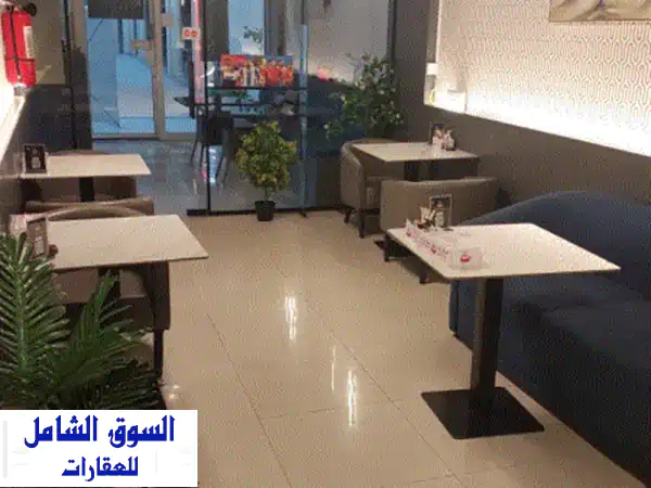 فرصة استثمارية ذهبية: مطعم ومقهى شغال للبيع في الجفير - دخل يومي، رخصة 24 ساعة وشيشة!