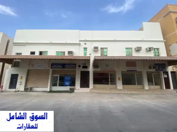 فرصة استثمارية ذهبية: مبنى تجاري للبيع في...