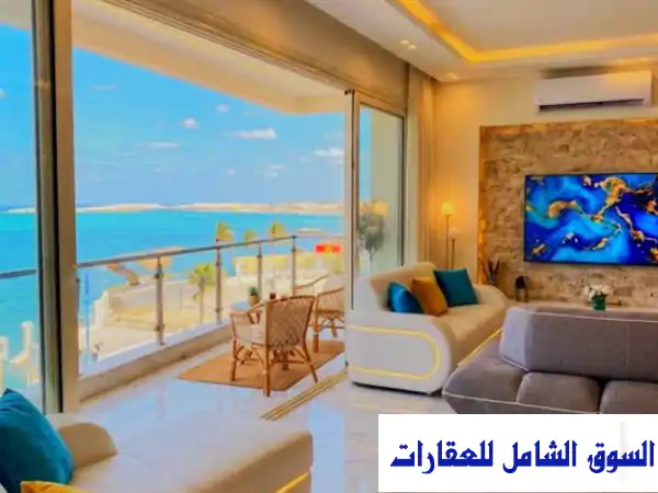 شقة مصيفية فاخرة للإيجار بمرسى مطروح | صف أول على البحر بالعوام | مكيفة، واي فاي، بي إن سبورت | من المالك مباشرة