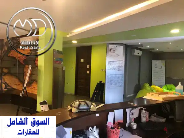 فرصة ذهبية: فيلا مستقلة للايجار في أم السماق | 500م، حدائق وتراسات | روضة، حضانة، شركة | 8211