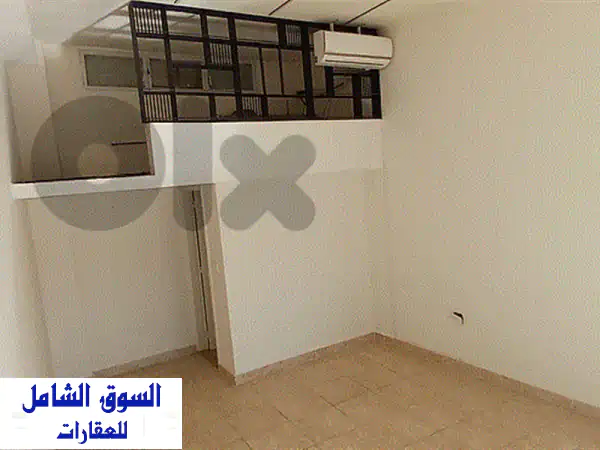 فرصة استثمارية ذهبية: محل تجاري جاهز للإيجار في البوشرية - أوتوستراد ميرنا الشالوحي الحيوي