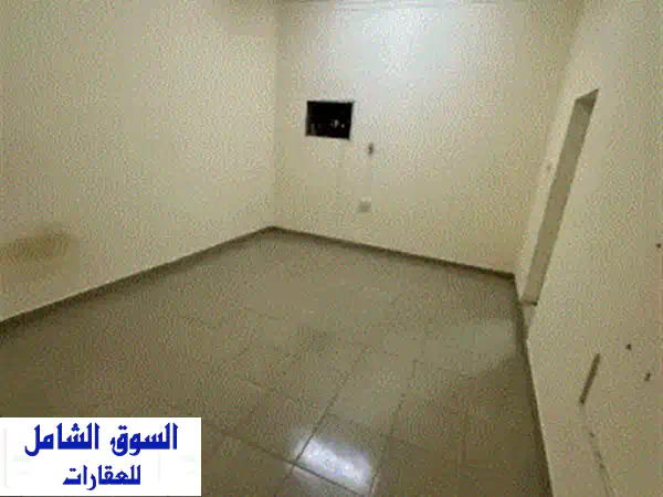 للإيجار: شقة استوديو في الرفاع الشرقي بالقرب من...
