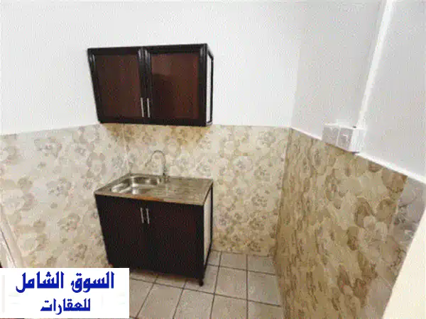 استوديو في بني ياس شرق 10 قرب الخدمات، عقد شهري 2200 درهم، سكن عائلات، شامل الماء والكهرباء، مطلوب ...