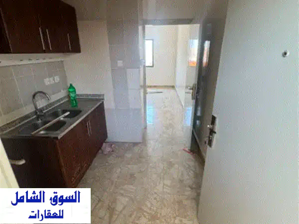 استوديو الأحلام للإيجار السنوي بالروضة 3 - شارع الخرطوم | مطبخ منفصل وتشطيبات راقية بـ 16000 درهم فقط!