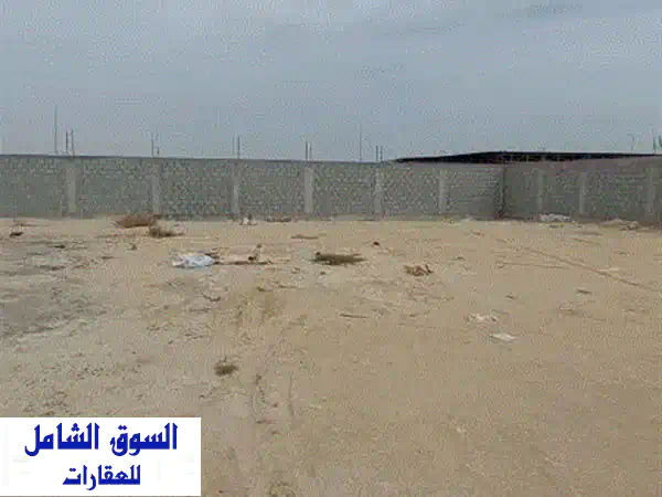 إيجار قسيمة تخزين ضخمة 2500م² بأم غرة | لمواد...