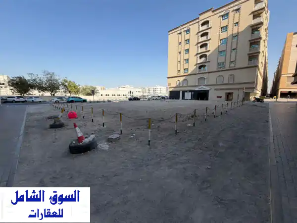 للإيجار أرض تجارية مميزة بمساحة 12000 قدم مربع، تقع...