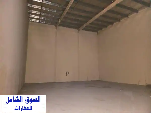 متاح للبيع في أم القيوين مساحة 29000 قدم مساحة البناء...