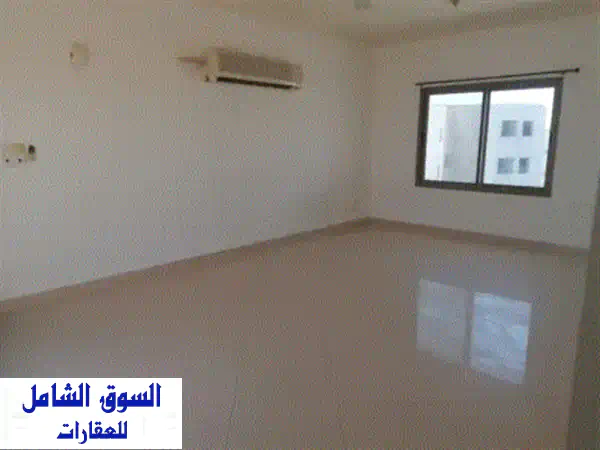 استوديو فاخر للإيجار بالجنبية | 190 دينار شامل الكهرباء | بجانب مطعم كرامي | سطح خاص!