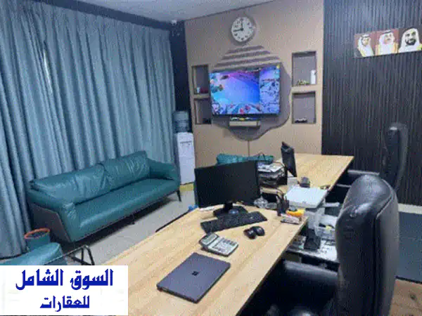 معرض سيارات للبيع في أم القيوين: جاهز بـ 30 موقف...