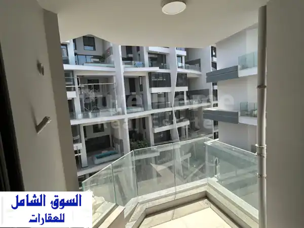 استأجر شقة أحلامك في سكاي لاين سموحة - 213م²...