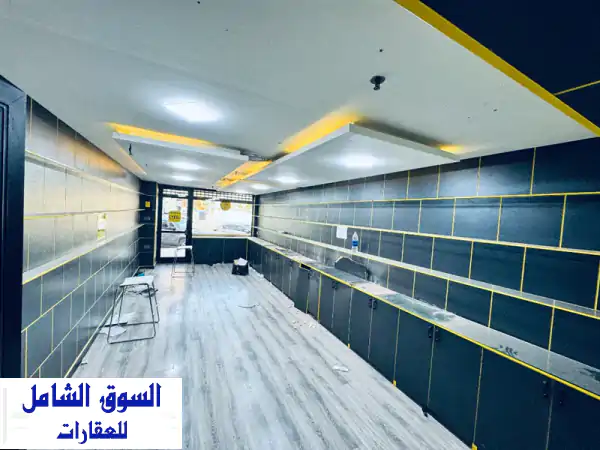 محل تجاري للإيجار في شرق 34م2 | شارع رئيسي | مجهز...