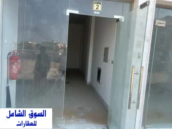 فرصة ذهبية في عجمان: محلات تجارية جديدة 'أول ساكن' للإيجار في التلة | تشطيب جاهز بـ 50 ألف فقط!