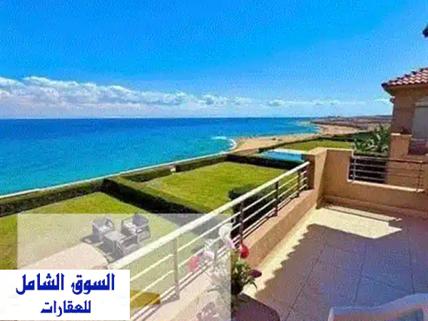 الفرصة الأخيرة: فيلا فاخرة ستاند ألون صف أول على...