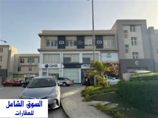 محل تجاري ارضي واجهة في مول في قلب الشيخ زايد