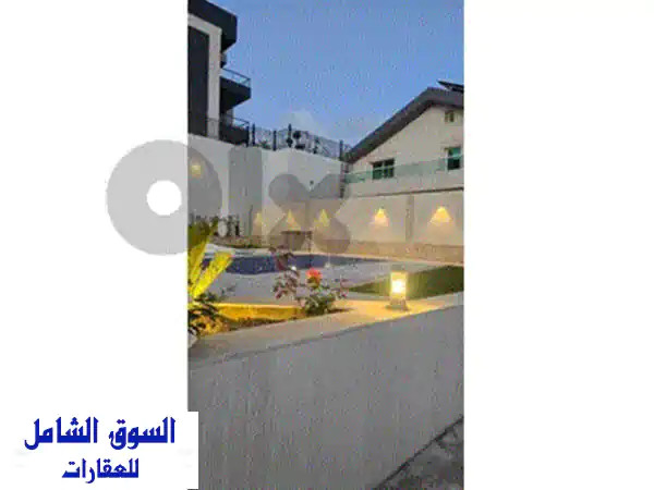 فيلا فاخرة للإيجار في جبل لبنان | 4 غرف ماستر، مسبح خاص، أمان 24/7