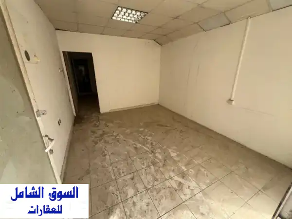 محل تجاري للإيجار السنوي بالرميلة، عجمان - موقع استراتيجي ثاني صف من كورنيش عجمان