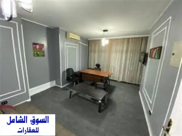 مكتب اداري في مول علي المحور المركزي متأجر
