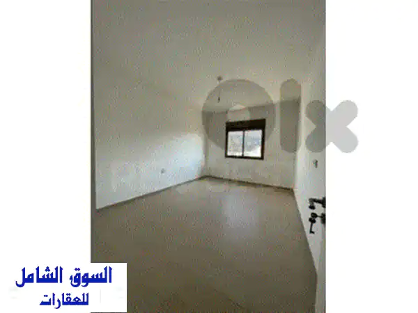 شقة فاخرة للبيع في الحدث بعبدا 225م² | إطلالة بحرية + منطقة هادئة