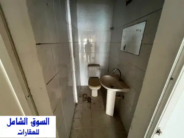 محل تجاري للإيجار السنوي بالرميلة، عجمان -...