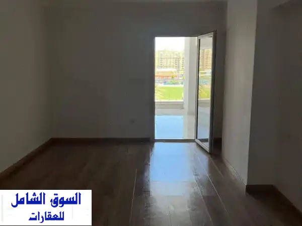 امتلك شقتك الذكية بكمبوند Viale Residence العبور الجديدة | 133م، 3 غرف، فيو ساحر، تقسيط 7 سنوات