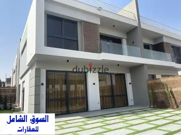 فيلا فاخرة جاهزة للسكن بقلب الشيخ زايد - باتيو...