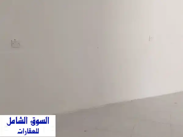 فرصة ذهبية! استوديو واسع للإيجار بالظيت الشمالي...