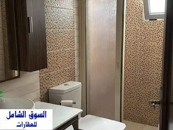 شقة للبيع روشه شارع استراليا مساحة 130م موقف شقة مرتبه...