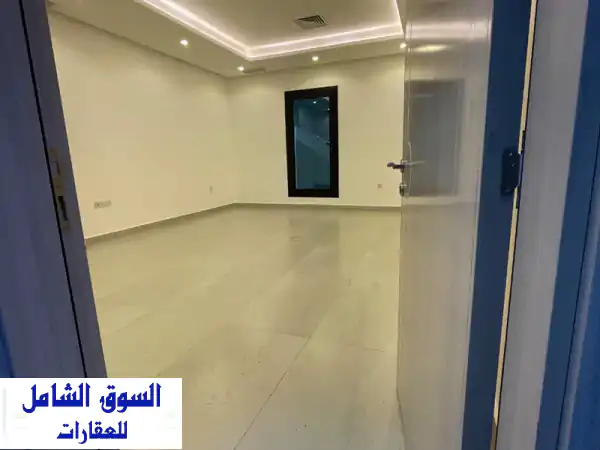 للإيجار في الرميثية شقة مميزة بتشطيب جديد وموقع...