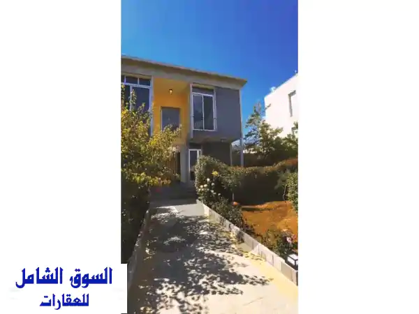 الملاذ المثالي في بحمدون: فيلا فاخرة مفروشة...