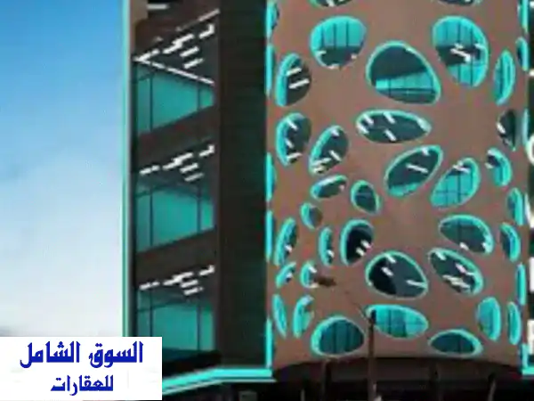 استثمار العمر: مجمع تجاري فاخر للبيع في قلب السالمية...